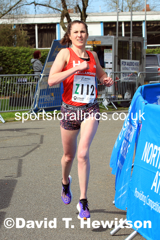 Senior Womens Northern 6 Stage Road Relay, 2022 Northern 12 and 6 Stage Road Relays,  Birkenhead Park, Birkenhead, Wirral.  Photo: David T. Hewitson/Sports for All Pics